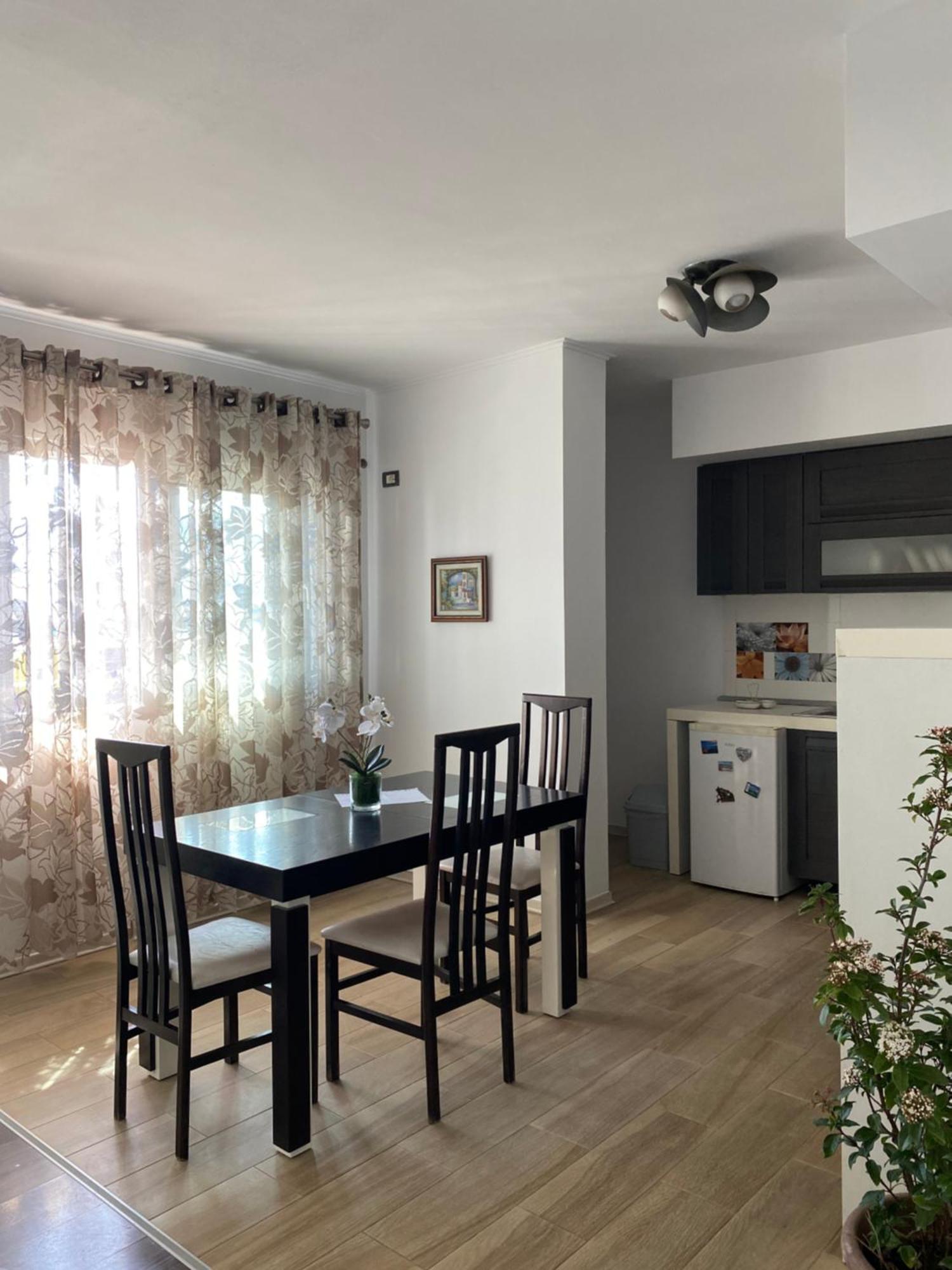 Main Apartment Τίρανα Εξωτερικό φωτογραφία