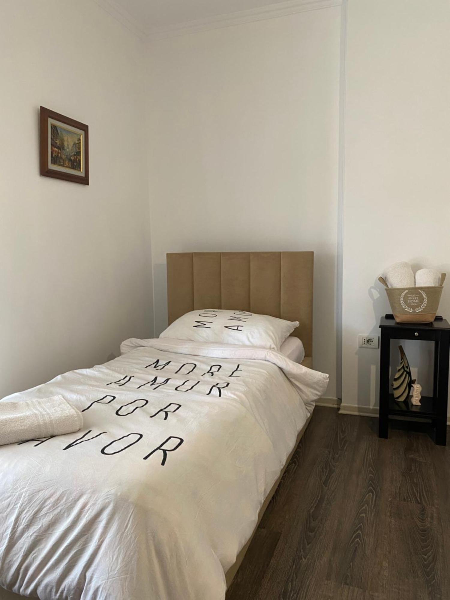 Main Apartment Τίρανα Εξωτερικό φωτογραφία