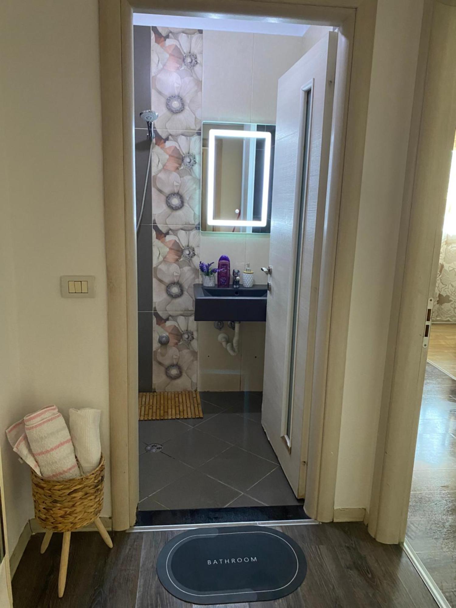 Main Apartment Τίρανα Εξωτερικό φωτογραφία